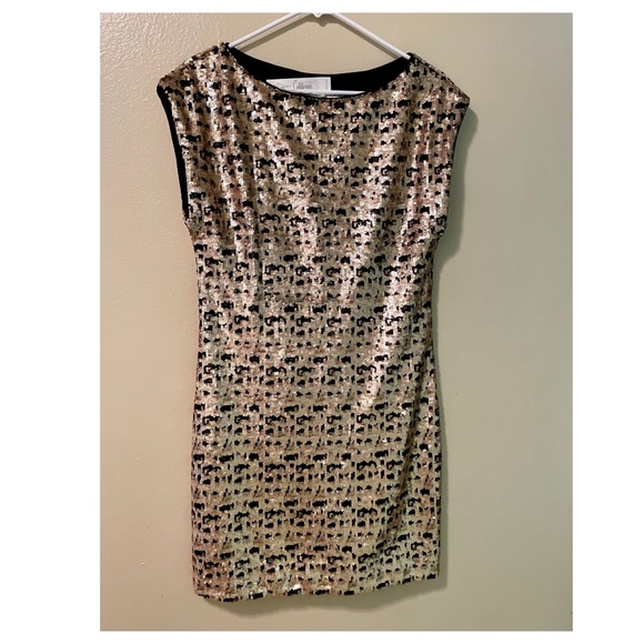 NEW TRINA TURK Pixel Sequin Breene Dress - Picture 2 of 6